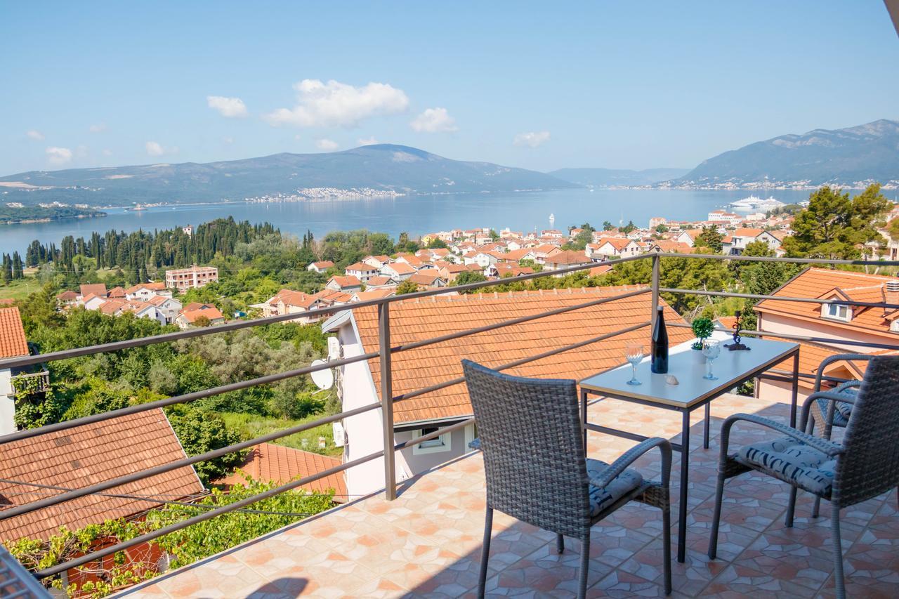 Apartmani Petar Tivat Exterior foto