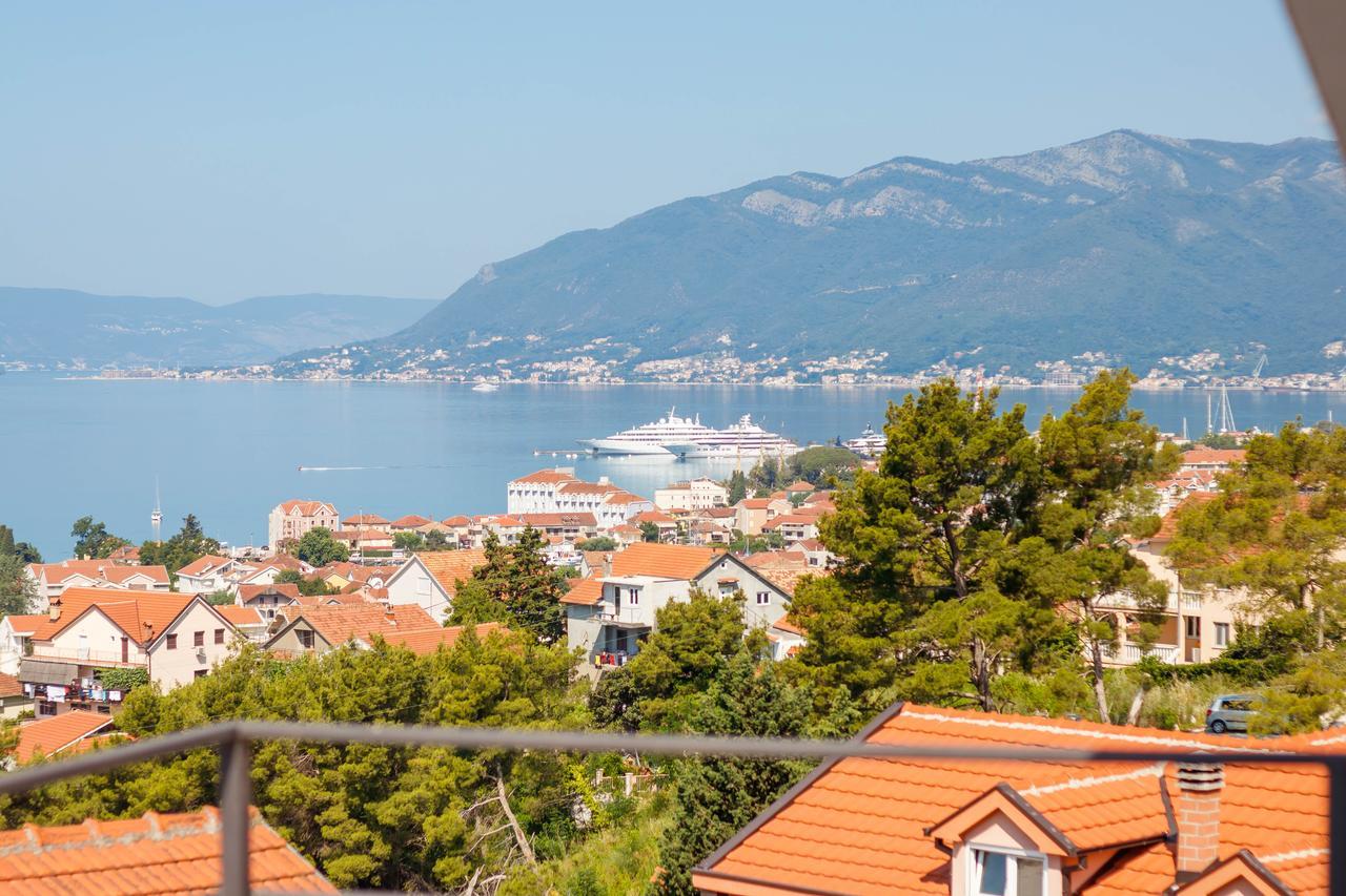 Apartmani Petar Tivat Exterior foto