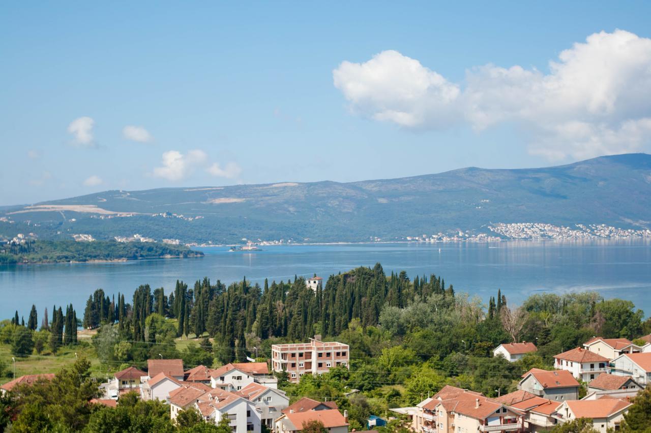 Apartmani Petar Tivat Exterior foto